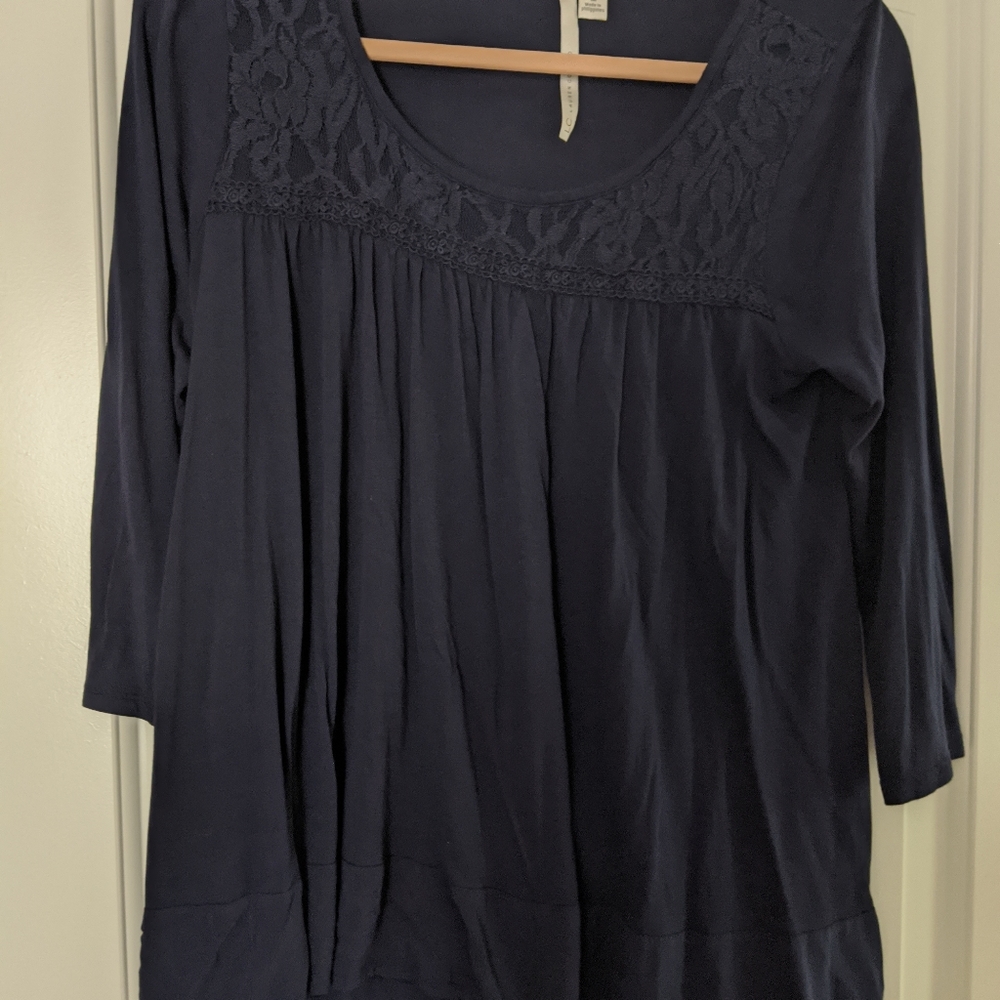 Lauren Conrad Navy Blue 3/4 sleeve shirt